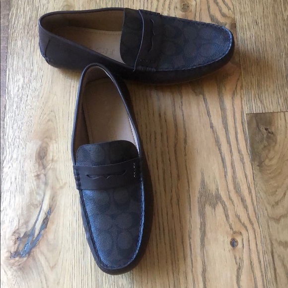 coach - Picture 3 of 3